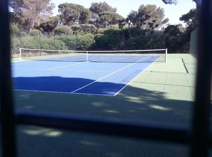 Joli Mazet St Tropez 盖辛